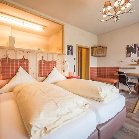 赫施胡腾瑞特旅馆