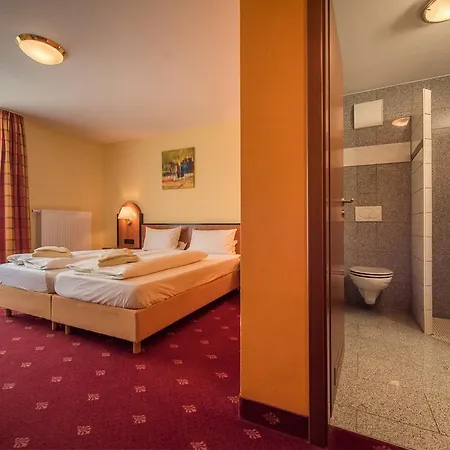 Hotel Und Hirsch Hüttenreute