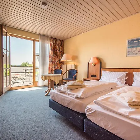 Hotel Und Hirsch Hüttenreute
