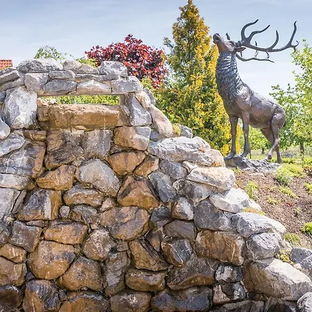 赫施胡腾瑞特旅馆