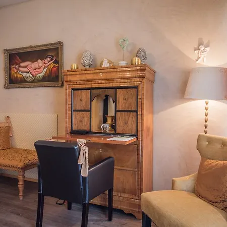 赫施胡腾瑞特旅馆 酒店