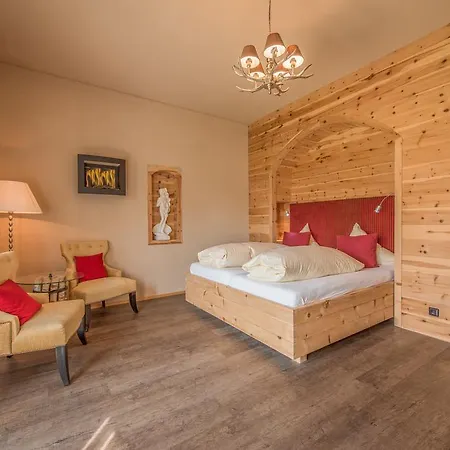 Und Hirsch Huettenreute