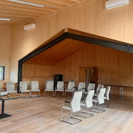 赫施胡腾瑞特旅馆 3* Hoßkirch