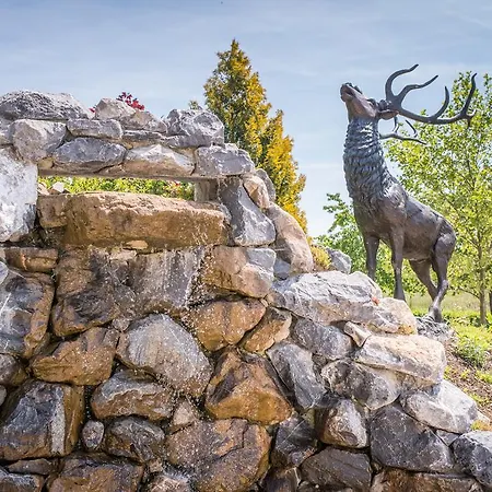 Und Hirsch Huettenreute