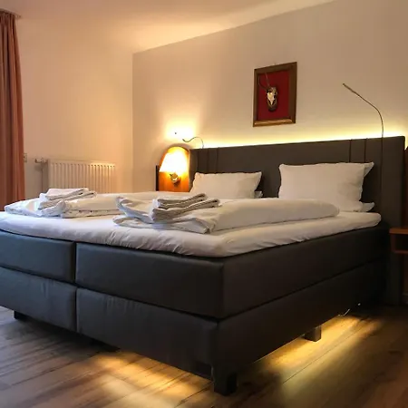 Landhotel Und Gasthof Hirsch Huttenreute 3*